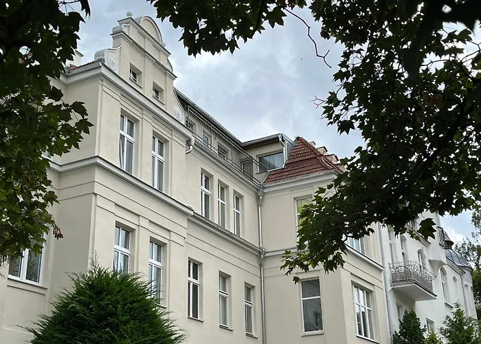 Apartment On The Roof *